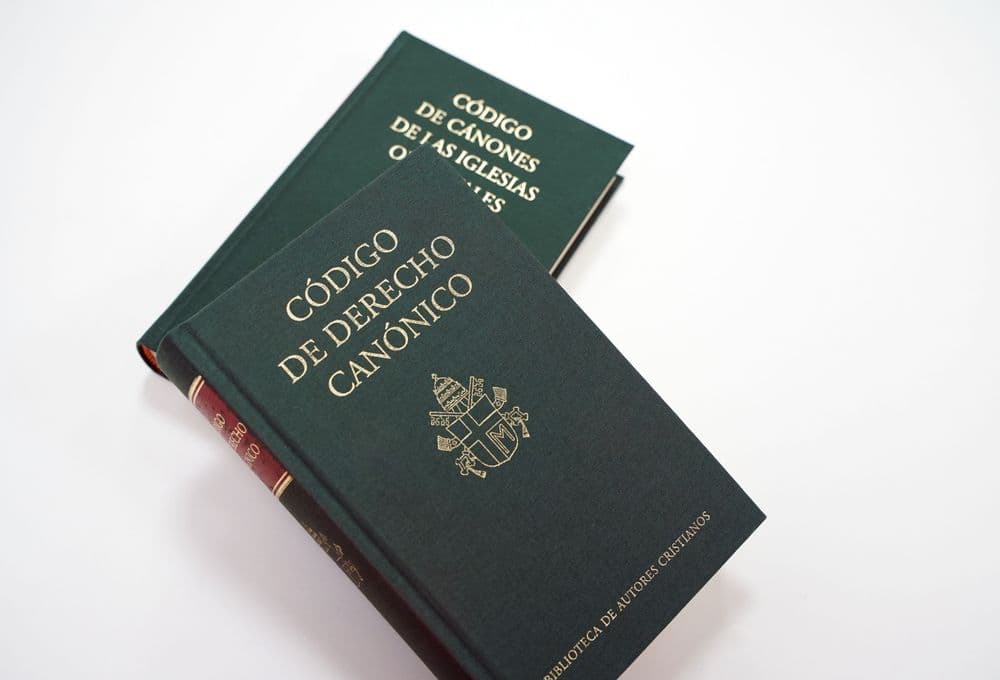 Licenciatura en Derecho Canónico