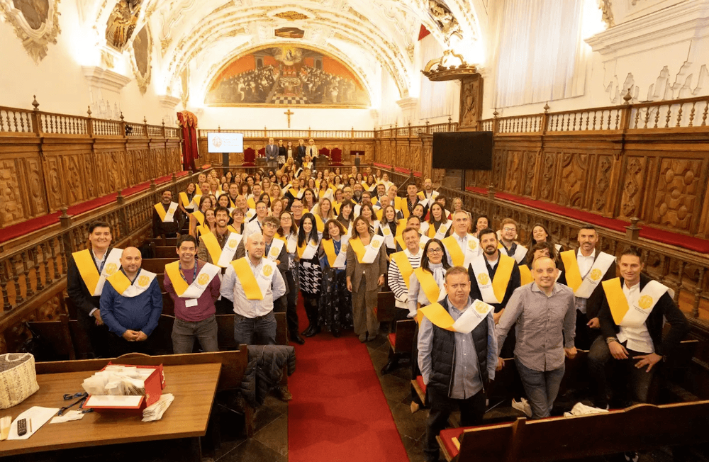 Antiguos alumnos de la promoción 1997-2001 de la Facultad de Comunicación celebran el XXV Aniversario de la finalización de sus estudios universitarios